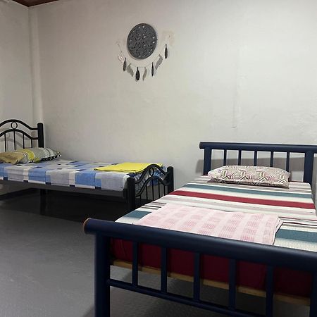 Helena Hostel Cali Exterior photo